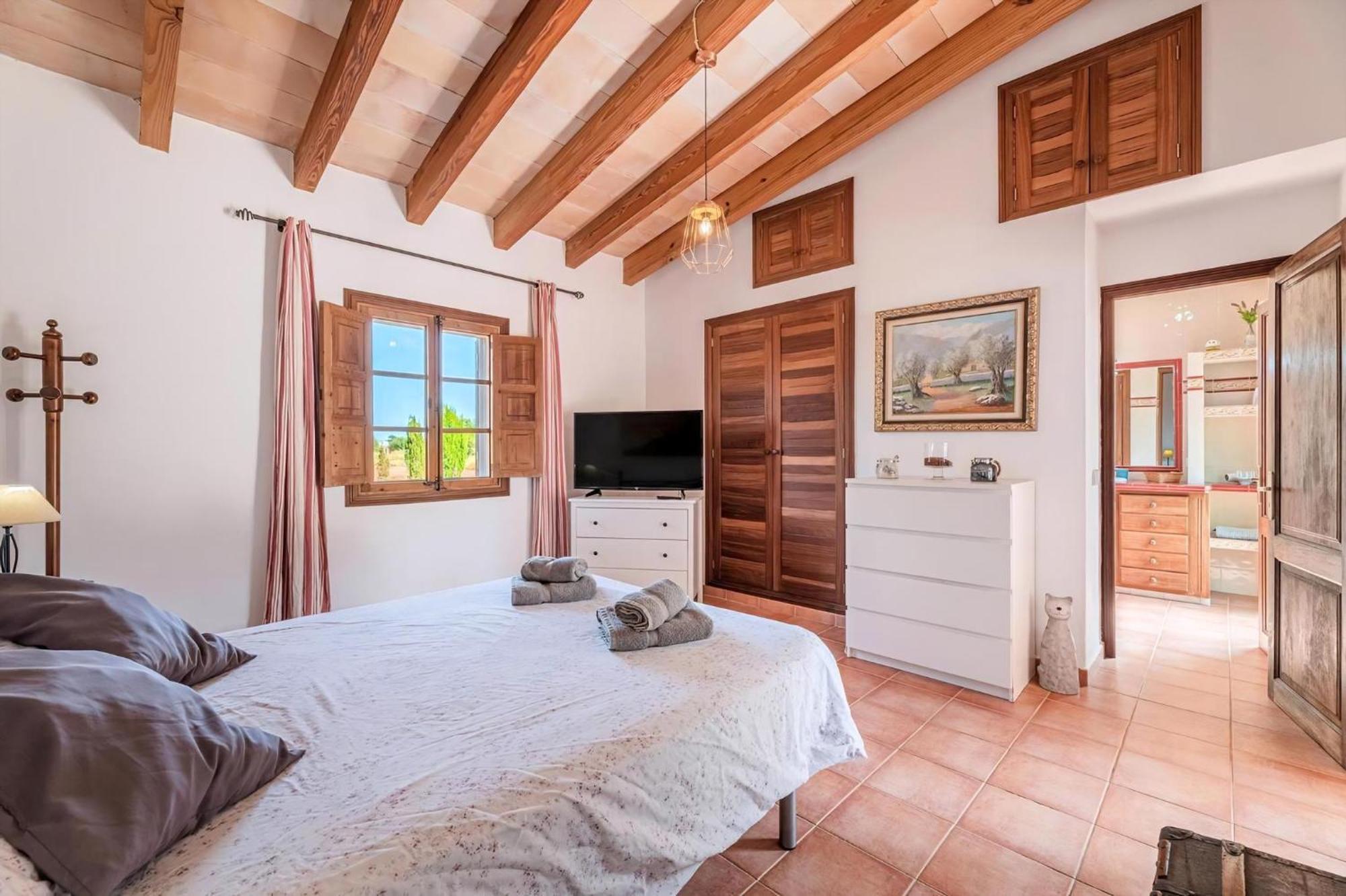 Santanyi: Private Pool For 6 In Mallorca Holiday home *